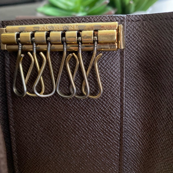 Authentic Louis Vuitton 6 Key Holders - Picture 2 of 5